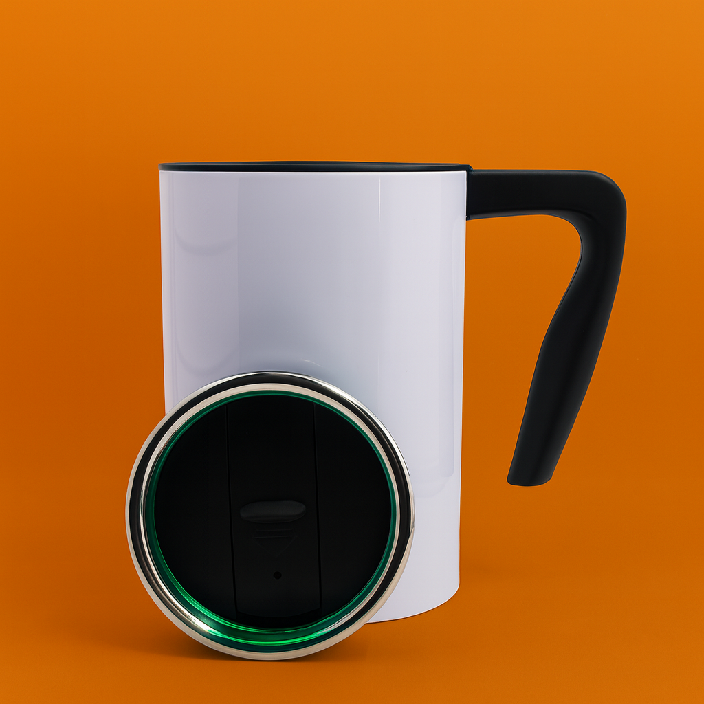 Taza Travel de 170 oz<br />
- Capacidad: 170 onzas líquidas ≈ 5,000 ml<br />
Ideal para transportar grandes volúmenes de bebida (agua, café, té, jugos) en entornos laborales, deportivos o recreativos.<br />
- Altura: 30 a 35 cm<br />
Dependerá del diseño, pero suele ser más alta que una botella térmica estándar.<br />
- Diámetro superior: 12 a 14 cm<br />
Boca ancha para facilitar el llenado, limpieza y uso con hielo.<br />
- Diámetro base: 10 a 12 cm<br />
Estable y compatible con superficies planas, aunque no entra en portavasos convencionales.<br />
- Materiales comunes:<br />
- Acero inoxidable 18/8 (interior y exterior)<br />
- Polipropileno (tapa y asa)<br />
- Silicona (sellos herméticos)<br />
- Aislación térmica: doble pared con vacío para conservar temperatura<br />
- Colores disponibles:<br />
Plata, negro mate, azul marino, verde oliva, rojo metálico, blanco brillante. Algunos modelos permiten personalización o impresión de logotipos.<br />
- Peso aproximado: 1.5 a 2.2 kg vacío<br />
Puede variar según el grosor del acero y si incluye asa o correa.<br />
- Tapa:<br />
- Roscada o tipo Quick Press<br />
- Sistema de apertura deslizante o botón de presión<br />
- Ángulo de bebida de 360º en algunos modelos<br />
- Extras:<br />
- 100% hermética<br />
- Apta para lavavajillas (rejilla superior)<br />
- Libre de BPA<br />
- Garantía de 1 a 5 años según fabricante</p>
<p>Este tipo de taza es ideal para camping, jornadas laborales extensas, transporte de bebidas en eventos, o como termo de alta capacidad. Si deseas una ficha visual para catálogo o una comparativa con modelos de 11oz y 20oz, puedo ayudarte a prepararla.<br />
Sources:<br />

