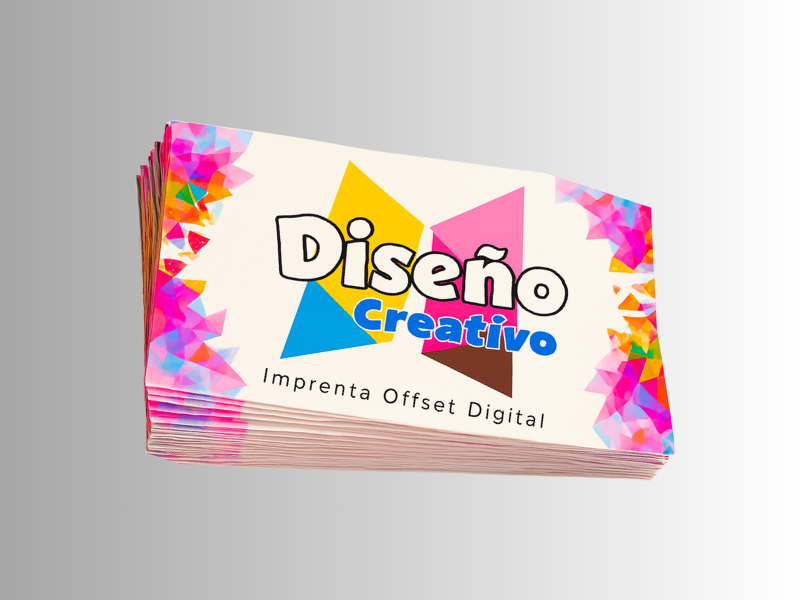 Tarjetas laminadas rígidas con acabado resistente y calidad premium.